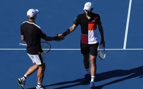 Zieliński was eliminated in the first round of doubles at the ATP tournament in Paris