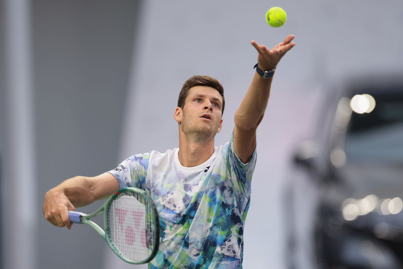 ATP Tournament in Paris: Hurkacz defeats Cerundolo to advance to 1/4 final