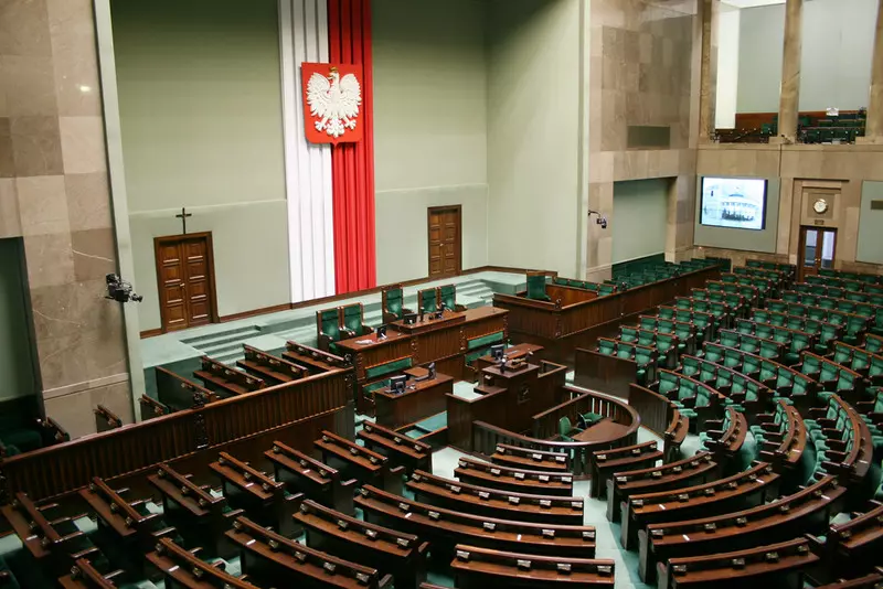 Polacy oceniają Sejm upływającej kadencji. Jest nowy sondaż CBOS