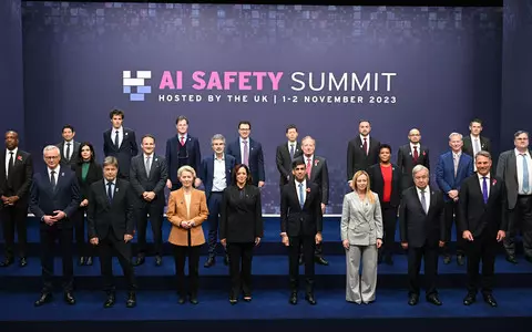 UK: China "secretly" attended second day of AI summit