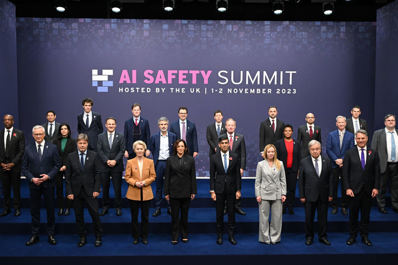 UK: China "secretly" attended second day of AI summit