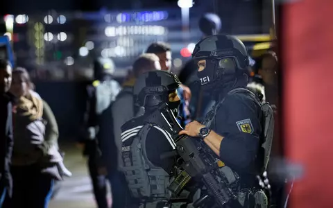 Hamburg: A man ran onto the airport tarmac. Almost 300 flights were cancelled