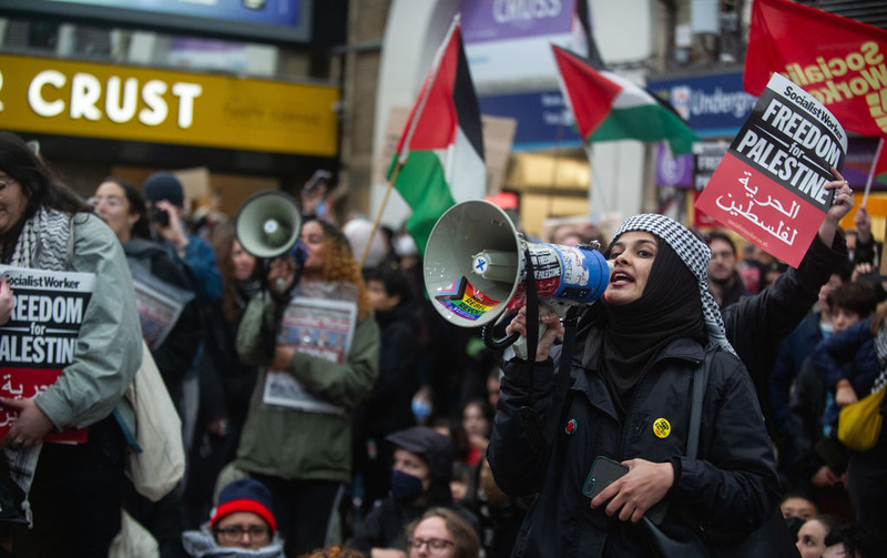 Four police officers injured and 29 people arrested after a pro-Palestinian demonstration in London