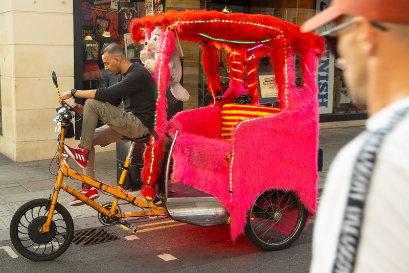 Dodgy pedicab drivers to be driven off London's streets by new law in King's Speech