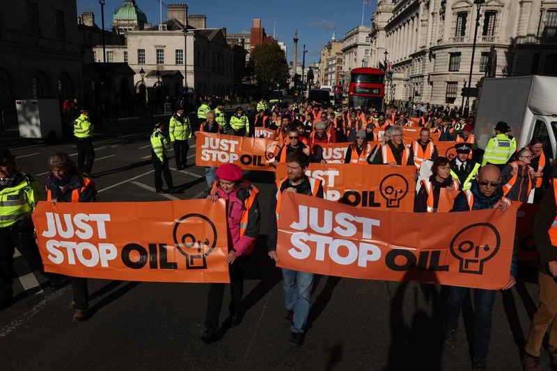 London: Just Stop Oil activists attacked a painting by Diego Velazquez at the National Gallery