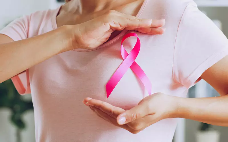 Anglia: Tysiące kobiet prewencyjnie zaczną przyjmować lek zapobiegający rakowi piersi