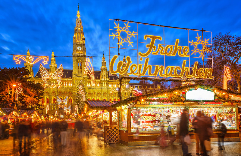 A German pastor about Christmas markets in November. "Not a good idea"