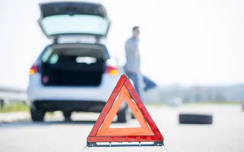 Vehicle breakdowns due to potholes hit record level in 2023, says RAC