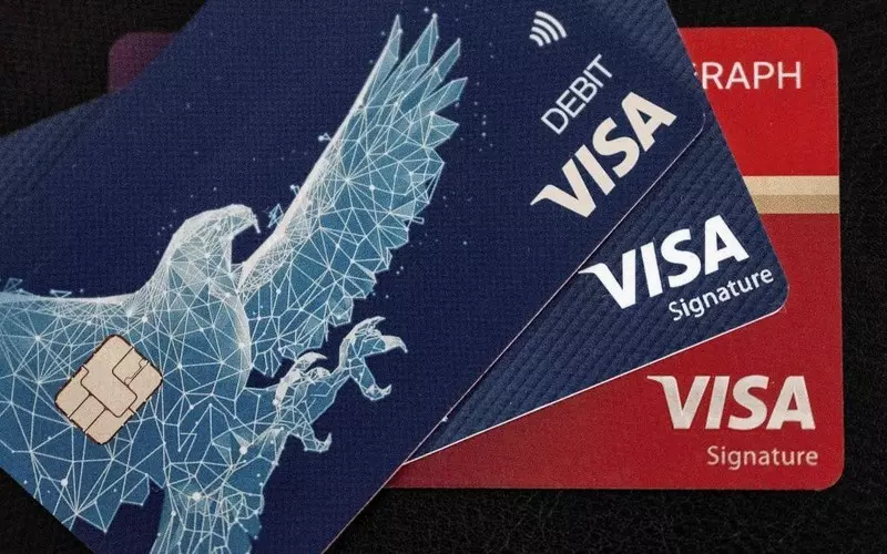 Osoby ubiegające się o azyl w Holandii otrzymają kartę płatniczą Visa