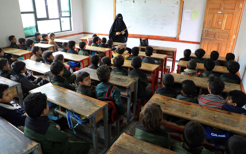 Iran wants to introduce separate textbooks for girls and boys