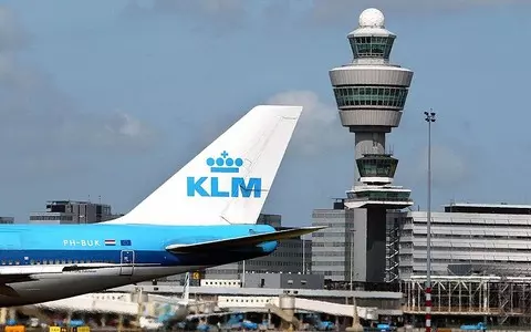 Amsterdam airport may limit number of flights due to lack of air traffic controllers