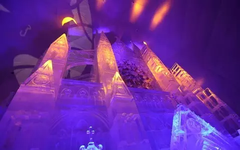 Ice temple modeled on Westminster Abbey has been opened in Slovak Tatra Mountains