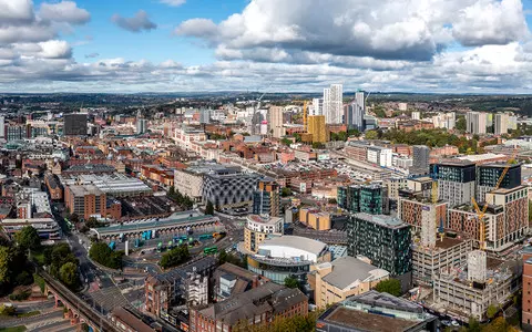 Leeds tops league of places in the UK with the best-paying jobs outside London