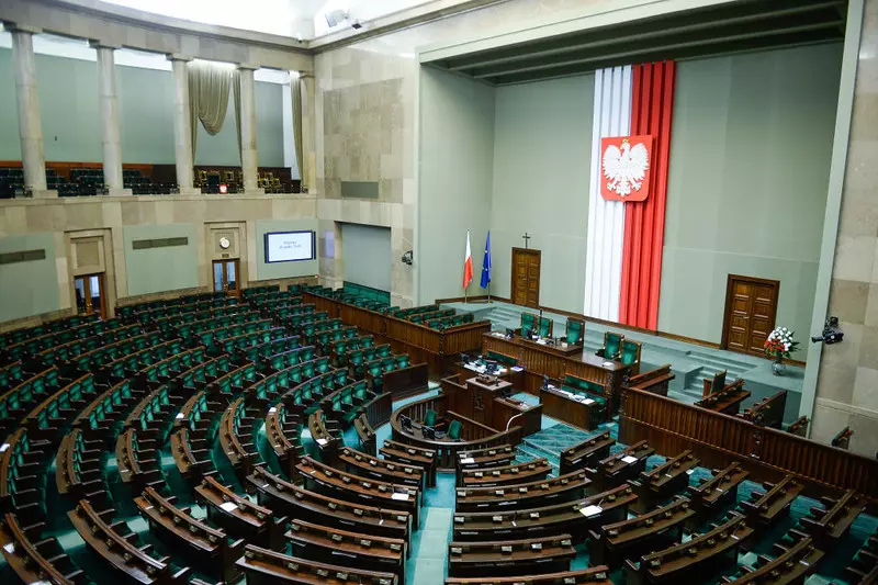 Poll: 55.7 percent Poles believe that PiS should have deputy speakers in the Sejm and Senate