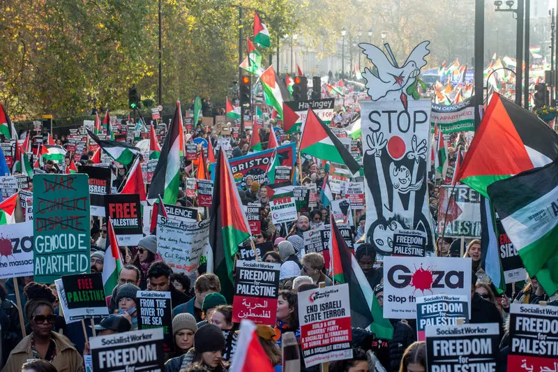 Londyn: Kilkadziesiąt tysięcy osób domagało się zawieszenia broni w Strefie Gazy