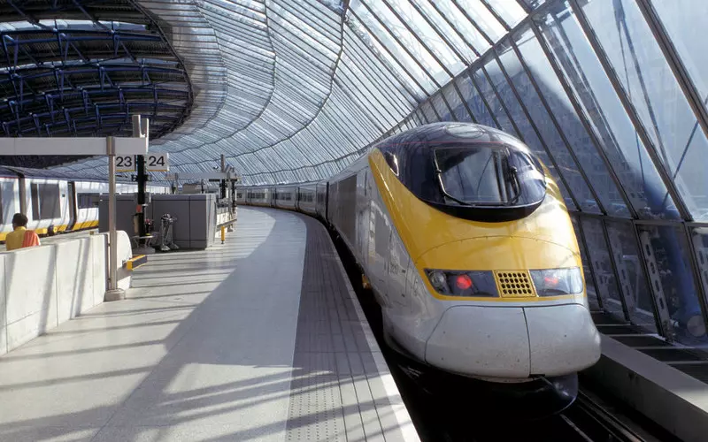 Eurostar zawiesza połączenie pasażerskie Amsterdamu z Londynem