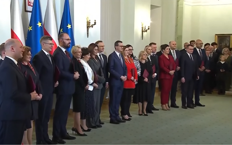 Prezydent Andrzej Duda Zaprzysiągł Mateusza Morawieckiego Na