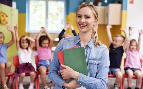 Sondaż: Polacy mówią "tak" podwyżkom dla nauczycieli i "nie" zwiększeniu ich obowiązków