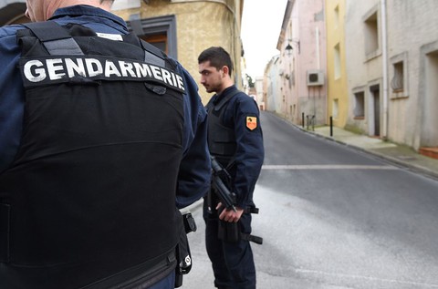 Francja: Zatrzymując cztery osoby udaremniono "nieuchronny atak"