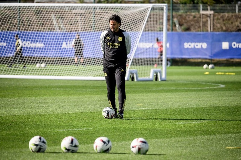 Trener Olympique Lyon Fabio Grosso zwolniony