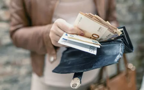 Shops in Ireland are trying to retain workers with big pay rises