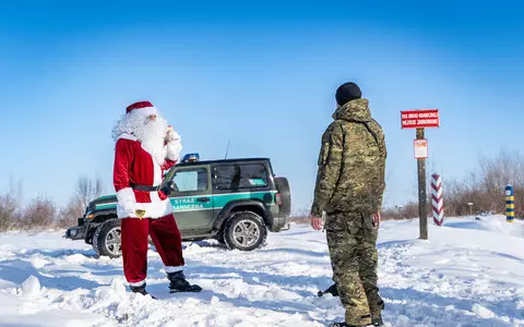 Santa Claus is already in Poland. Border guards met an unusual guest