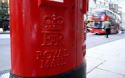 Singing postbox on Oxford Street to bring festive cheer in run-up to Christmas