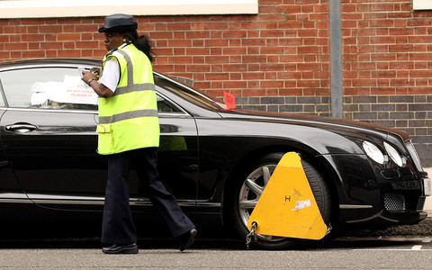 Parking wardens 'start early to hand out extra fines to drivers'