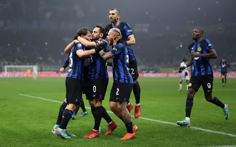 Inter smashed Udinese and returned to leadership position