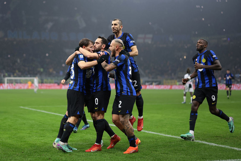 Inter rozbił Udinese i wrócił na pozycję lidera