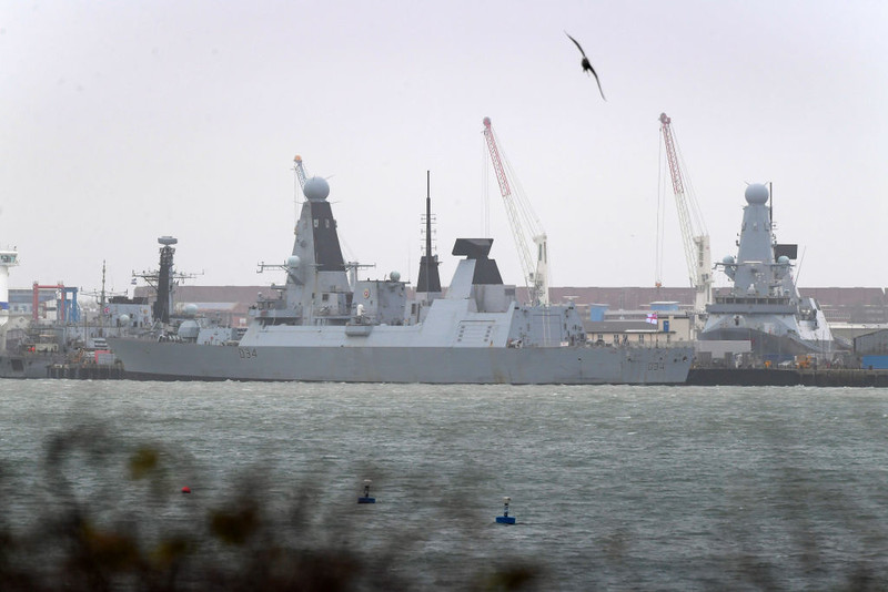 Brytyjski okręt udaremnił atak na statek handlowy na Morzu Czerwonym