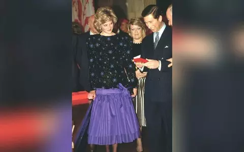 Princess Diana dress sells for record £900,000 at auction