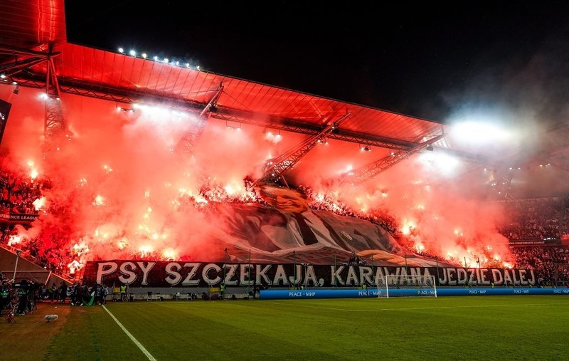 UEFA punished Legia financially and closed one stand