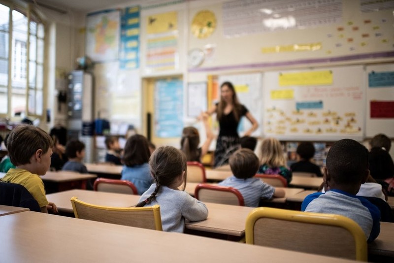 France: A rising number of teachers not coming to work because they feel threatened