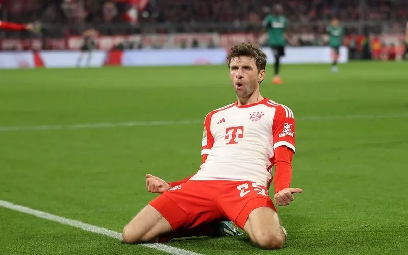 Thomas Mueller przedłużył kontrakt z Bayernem