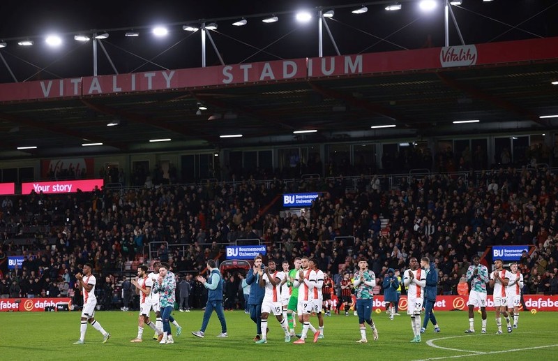 Przerwany mecz Bournemouth - Luton będzie powtórzony w całości