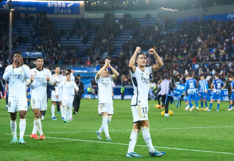 Real wykorzystał potknięcie Girony i jest liderem