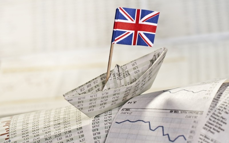 UK: Economy facing recession. GDP is at a standstill