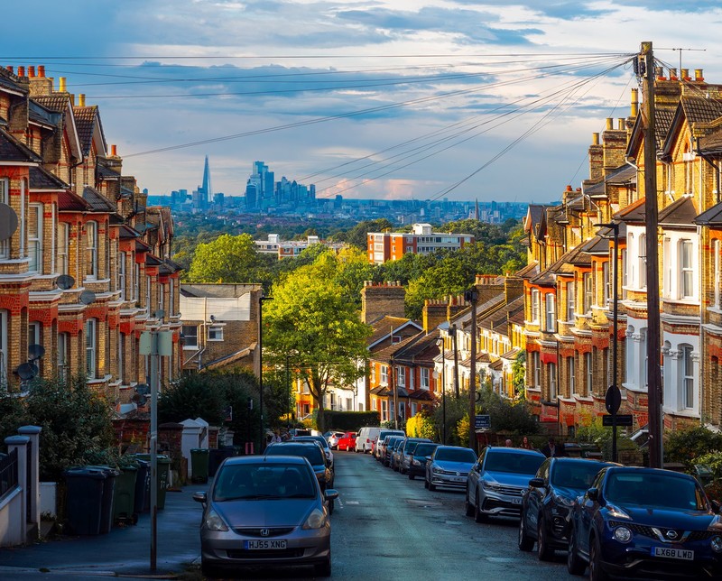 Cost of private renting in UK rising faster than ever, says ONS