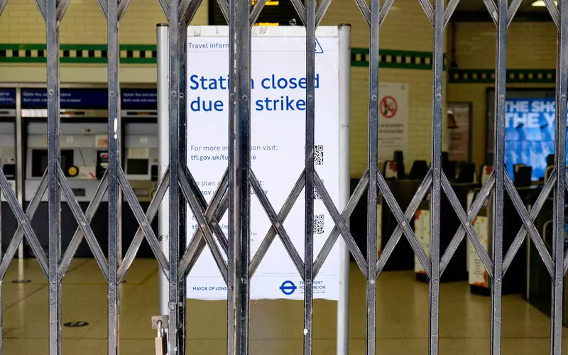 Nowy rok, nowe strajki. Pracownicy metra w Londynie zapowiedzieli protest