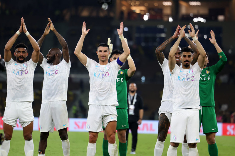 Siedem goli w meczu drużyn Ronaldo i Benzemy