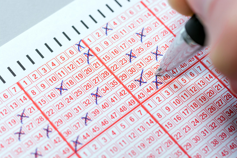 National Lottery: Ktoś zgarnął £15 mln w przedświątecznym losowaniu Lotto