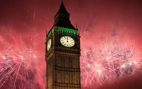 New Year's Eve transport: How to get around London via tube, train and bus