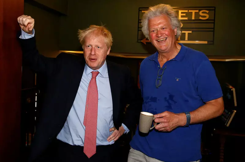 UK: Popierający Brexit szef pubów Wetherspoons ma zostać uhonorowany tytułem szlacheckim