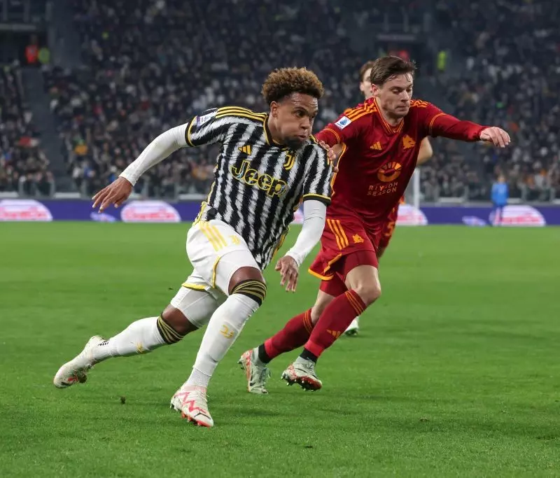 Juventus pokonał Romę w "polskim" meczu i jest blisko lidera