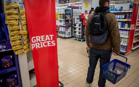 Supermarkets' busy Christmas boosted by promotions, says Kantar