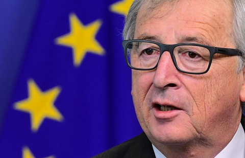 Commission denies Juncker ready to resign