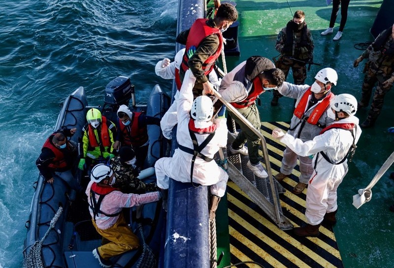 Francja ma trudności we współpracy z UK w zakresie zapobiegania nielegalnej migracji