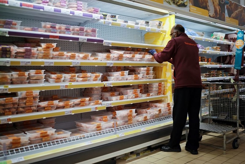Sieć Sainsbury's ogłasza podwyżki wynagrodzeń dla pracowników