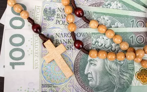 Survey: Poles are in no doubt about who should fund the Catholic Church